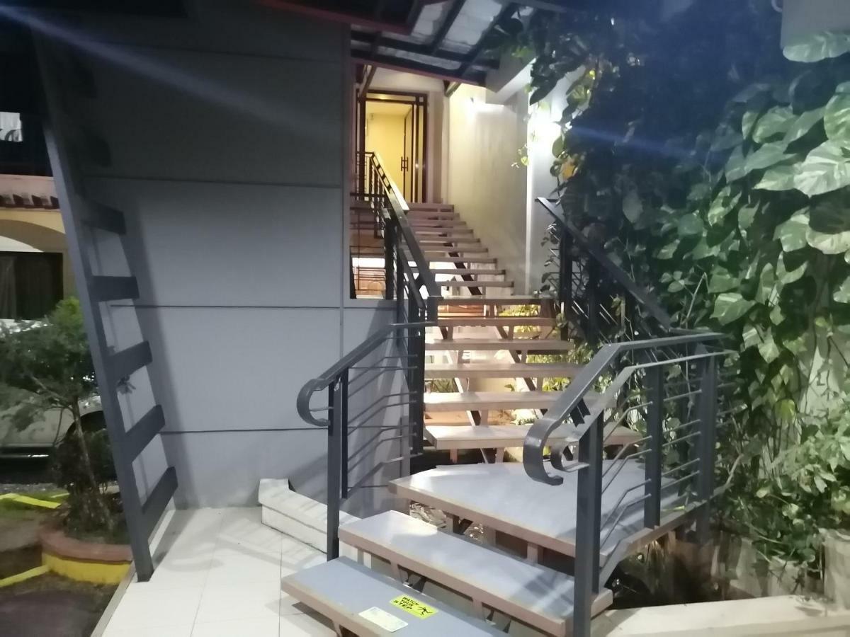 Manora Apartment Talisay  Luaran gambar